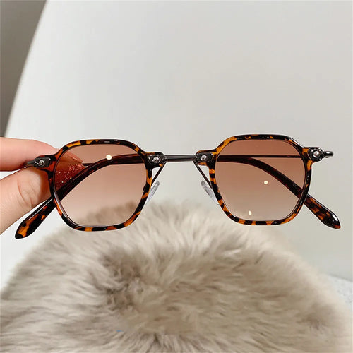 Unisex Rectangle Vintage Sunglasses Metal Literary Classic Streetwear